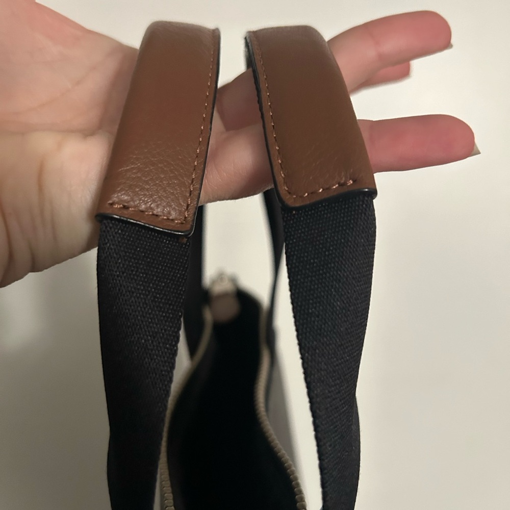 Coach Charles fold over leather bag - Picture 13 of 13